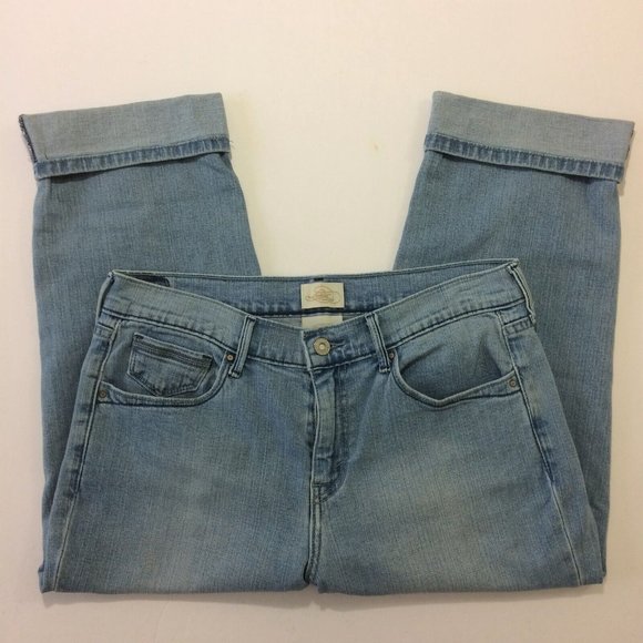 Levi's 515 Women's Denim Capri Light Wash Blue Jeans Cuffed Size 8 (32x20.5) - Picture 2 of 8